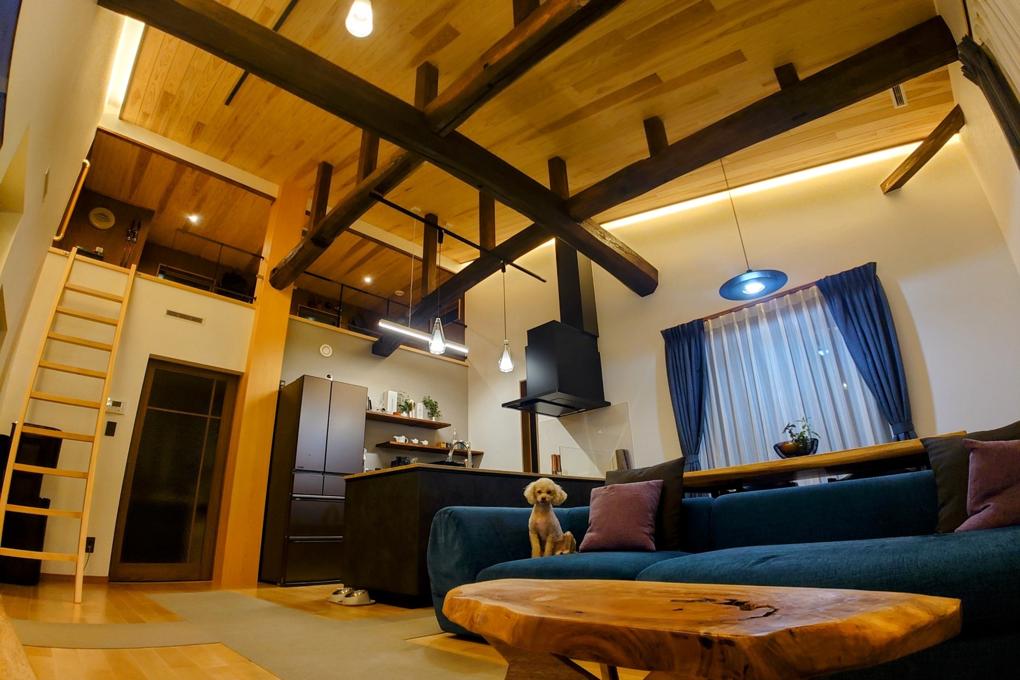 モデルルームを建設中です。